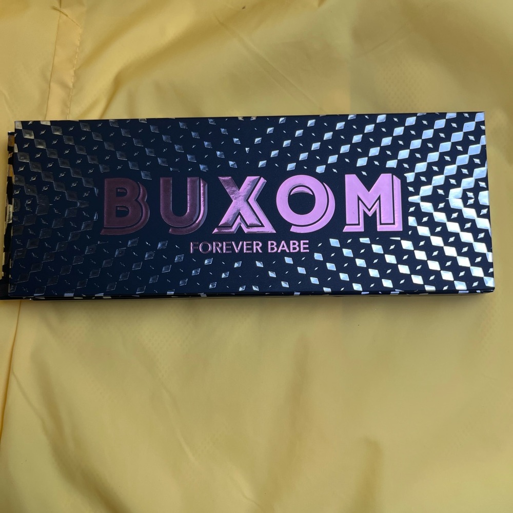 Buxom Forever Babe Palette with Pink and Black Design